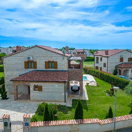 Svetvinčenat Paradise Villas Istria מראה חיצוני תמונה