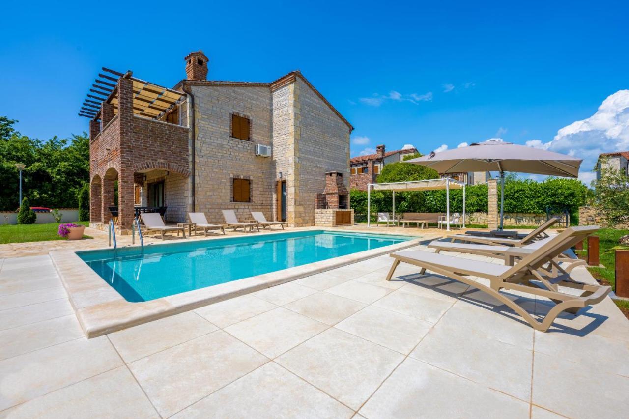 Svetvinčenat Paradise Villas Istria מראה חיצוני תמונה