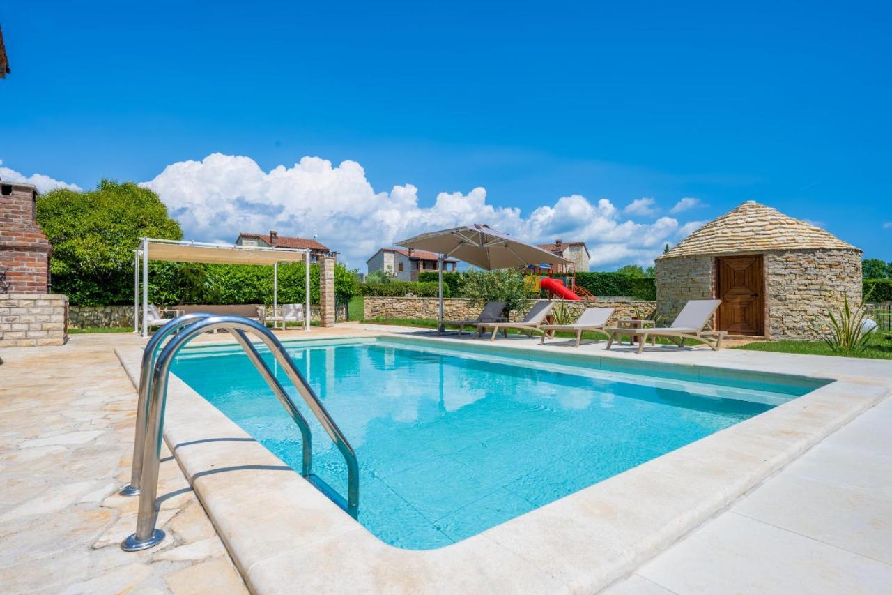 Svetvinčenat Paradise Villas Istria מראה חיצוני תמונה